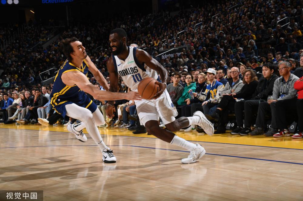 密集防守的 密集防守的